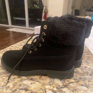 Brand new forever 21 ankle boots